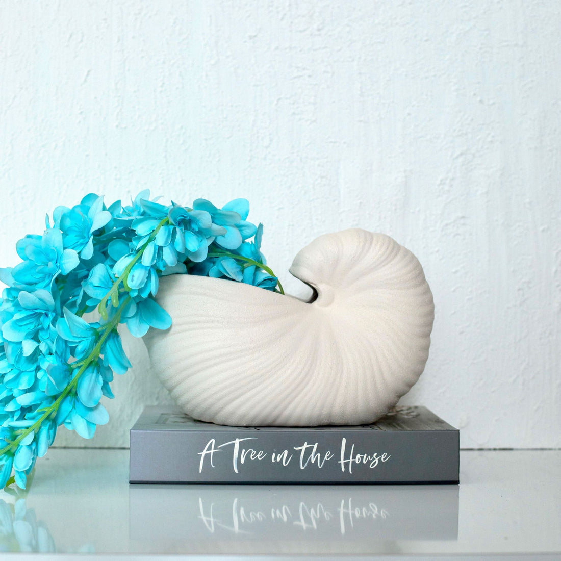 Venus Vase Wine Holder – Handmade Designer Decorative Object 27 cm